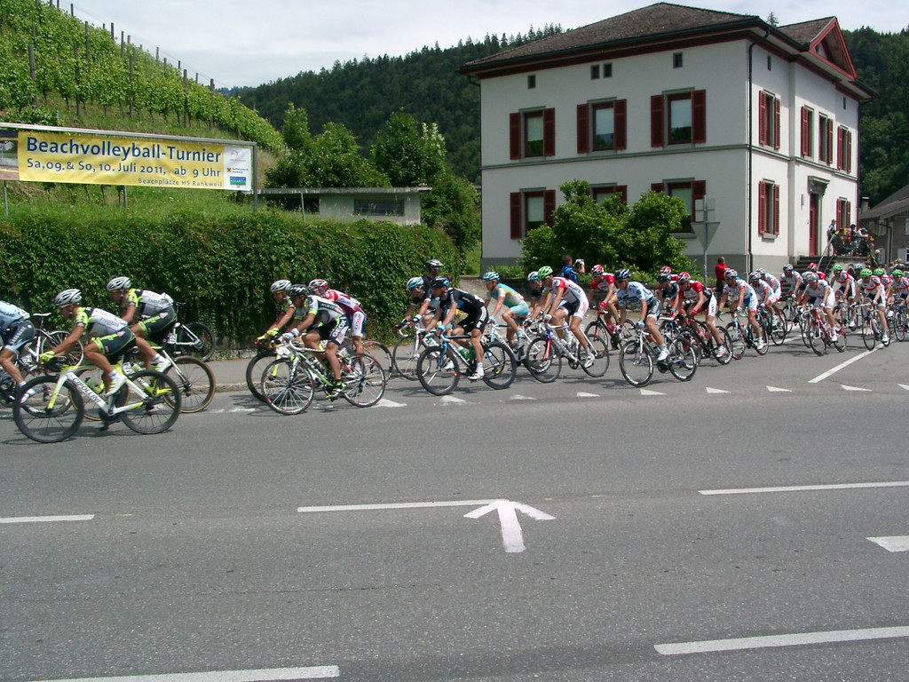 01010620_JPG-1309707898