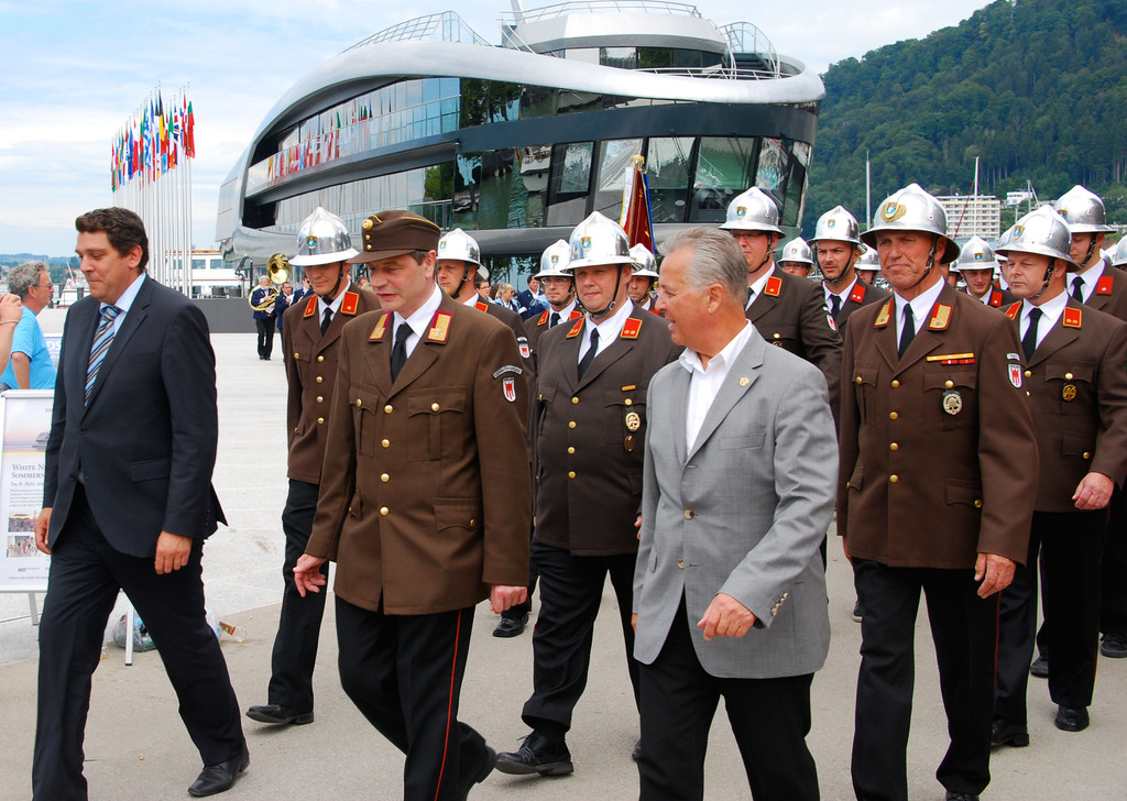 fw_hard03_jpg-1309711808