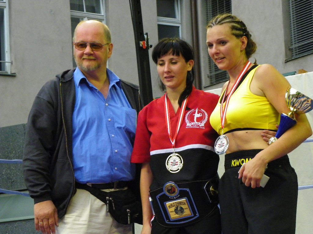 111_6682_JPG-1309713580