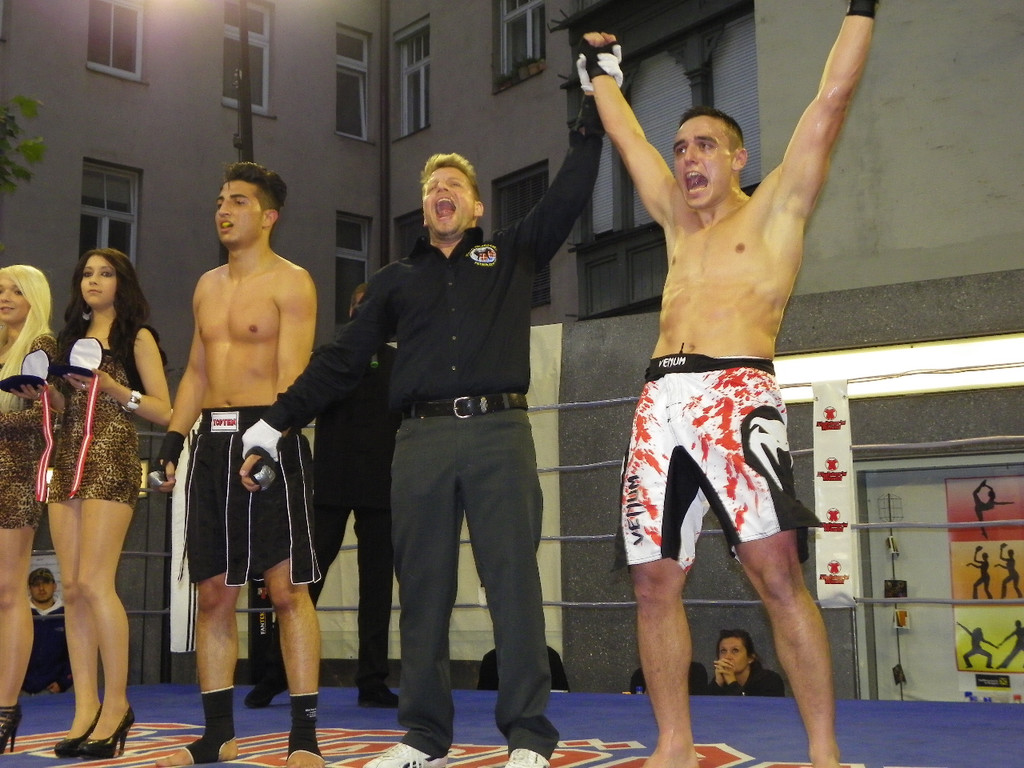 111_6921_JPG-1309713962