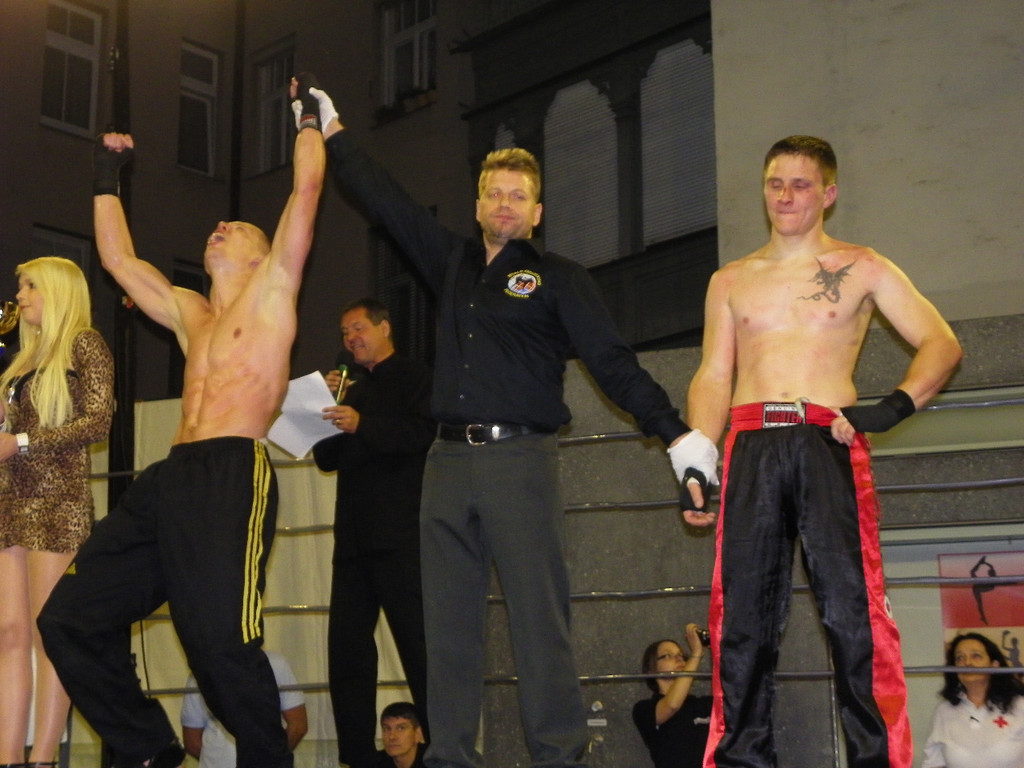 111_6990_JPG-1309714029