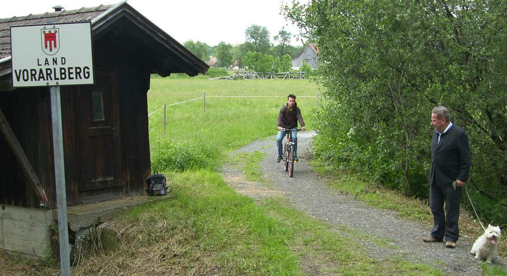 Schranke 1c_JPG-1309714985