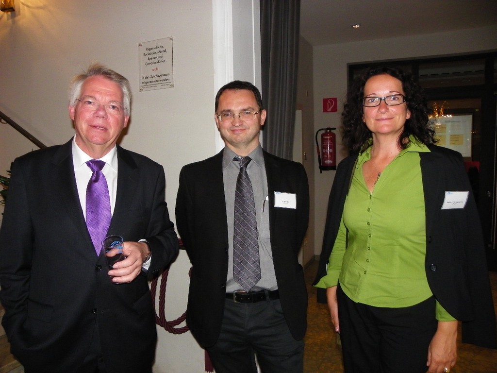 111_7368_JPG-1309726502