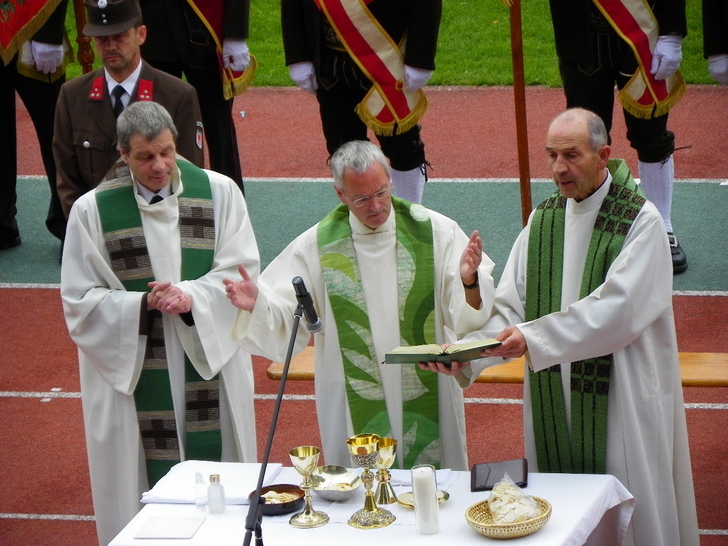 111_8535_JPG-1309727910