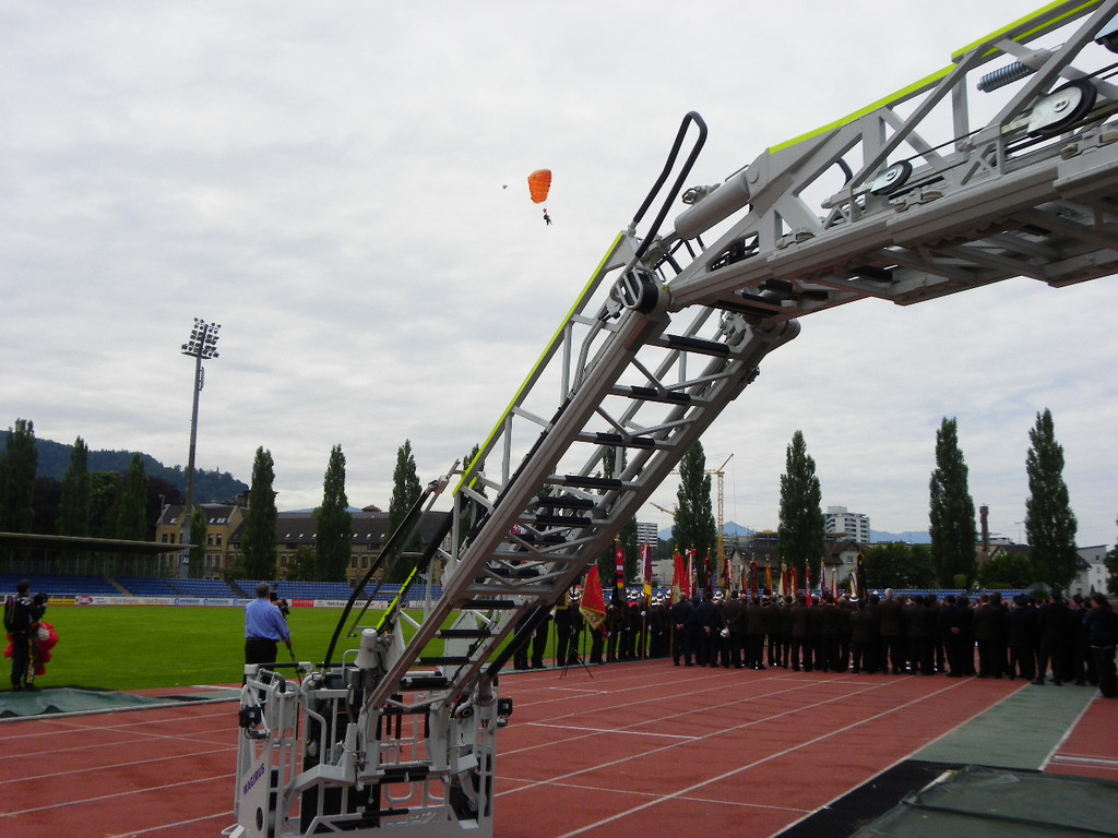 111_8573_JPG-1309728034