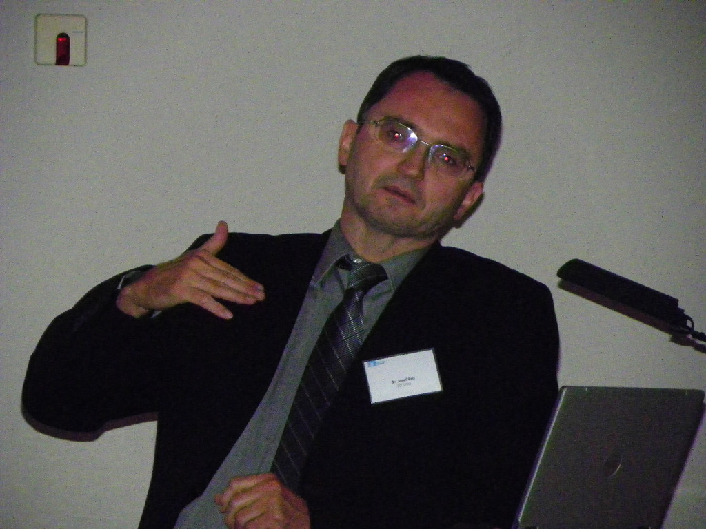 111_7344_JPG-1309728197