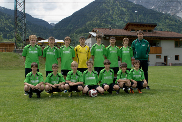 U14_Mannschaft_gr__n_2011_jpg-1309783125