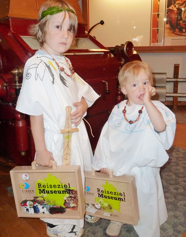 Stoffel5Koffer_jpg-1309794032