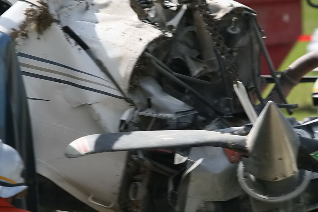 normal_06072011flugzeugffaktivnews_039.jpg
