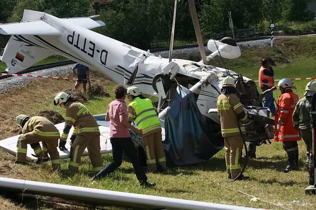 normal_06072011flugzeugffaktivnews_068.jpg