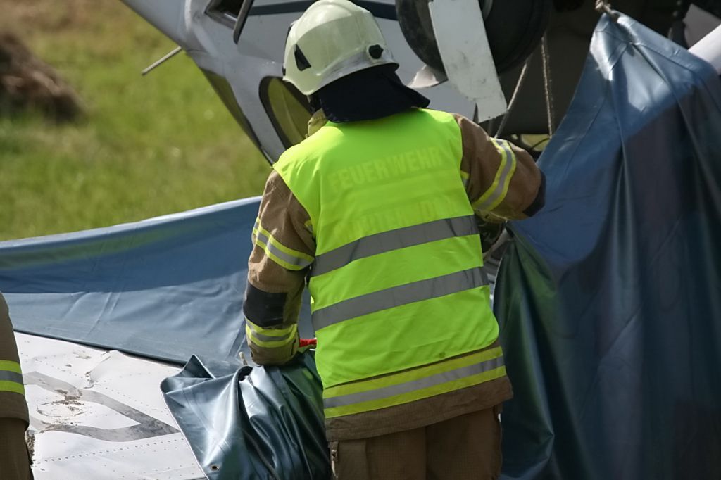 normal_06072011flugzeugffaktivnews_070.jpg