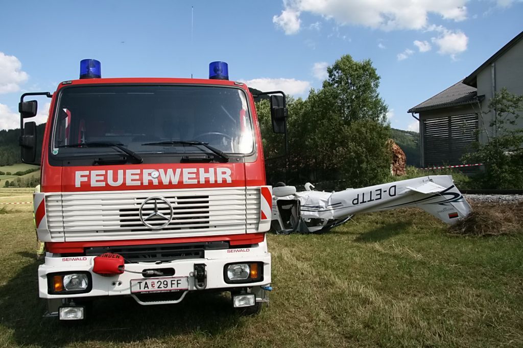 normal_06072011flugzeugffaktivnews_086.jpg