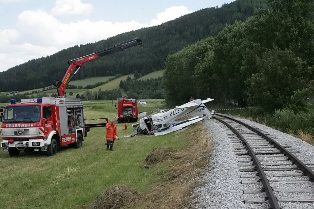 normal_06072011flugzeugffaktivnews_098.jpg