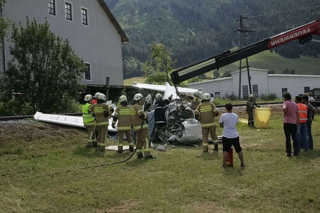 normal_06072011flugzeugffaktivnews_123.jpg