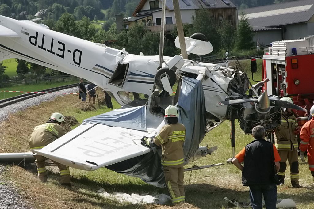 normal_06072011flugzeugffaktivnews_125.jpg