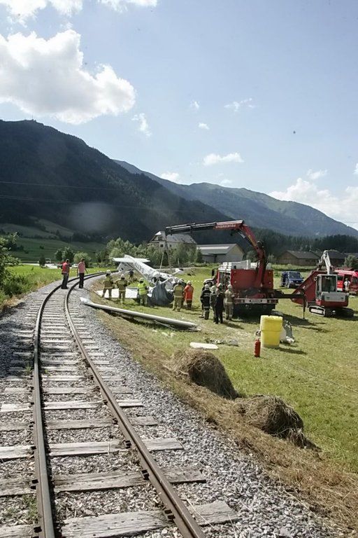 normal_06072011flugzeugffaktivnews_149.jpg