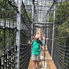 Skywalk-festhalten_ es schwankt_JPG-1310236117