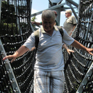 Skywalk-festhalten2_JPG-1310236274