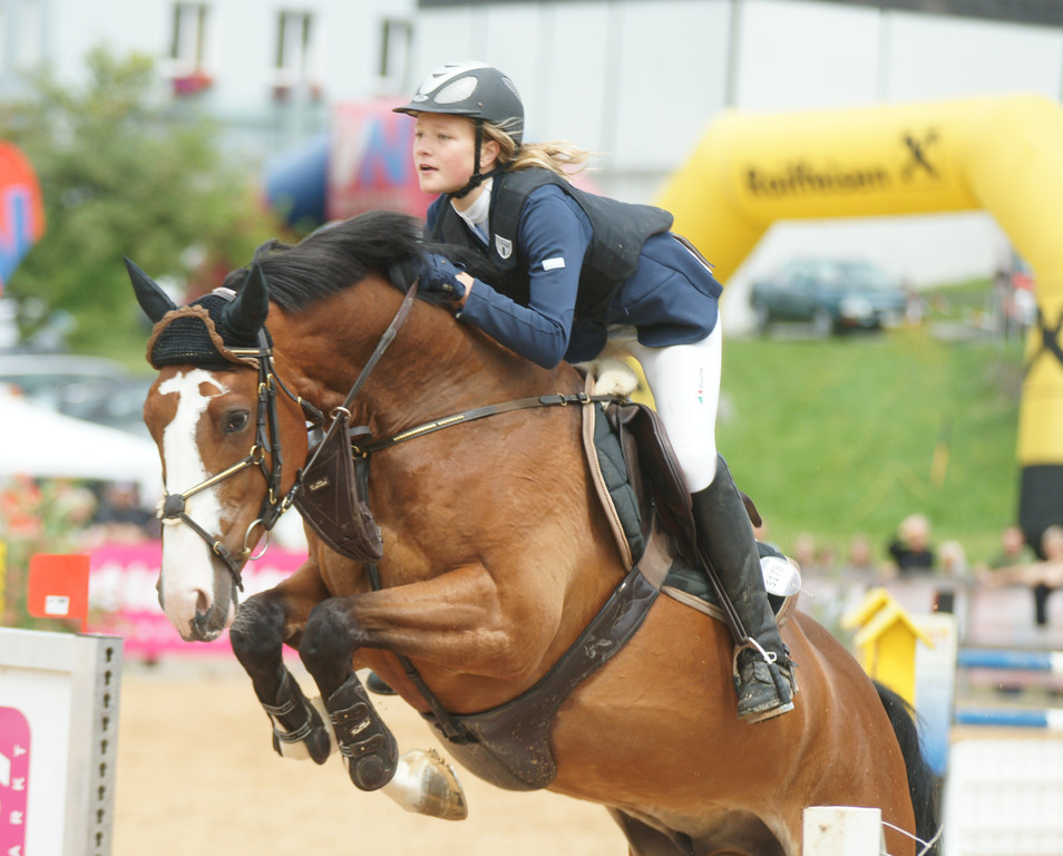 Laura Sutterl__ty_JPG-1310304139