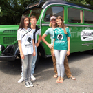 Marco Miesenb__ck Sascha Boller mit neuen Dressen.jpg