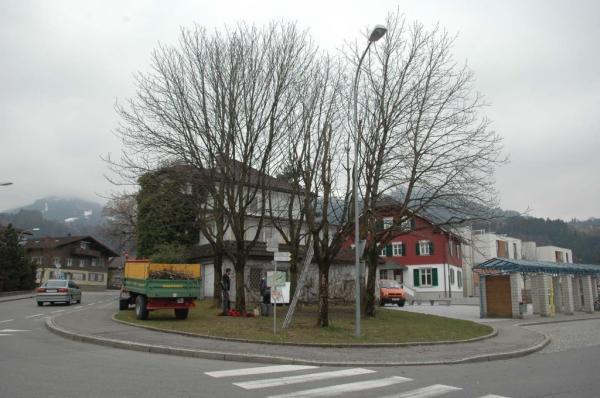 dorfplatz1.jpg