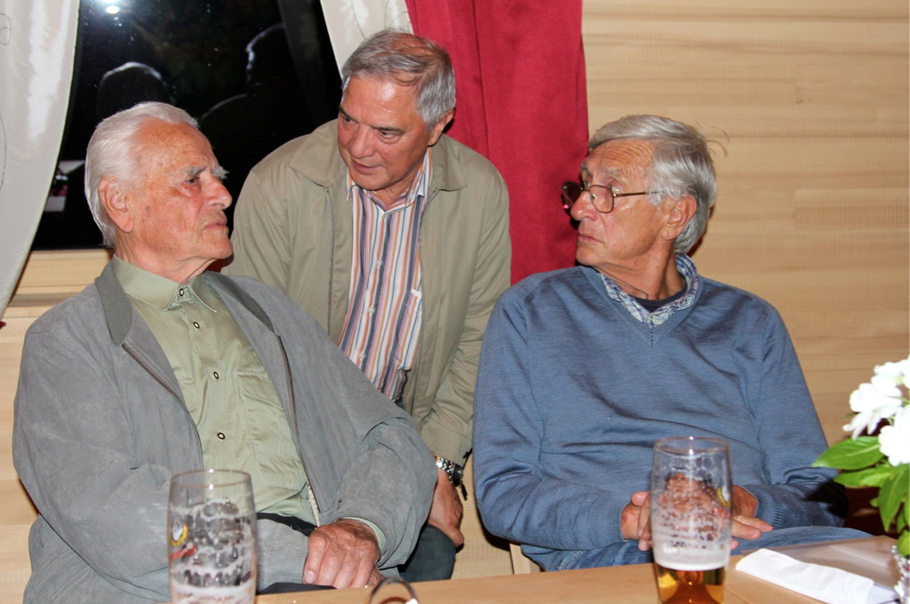 KOE_Wildpark JHV 4_jpg-1310646824