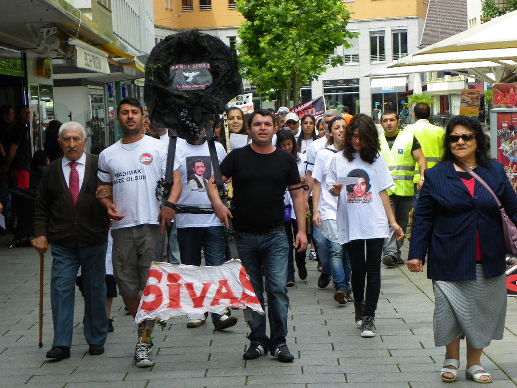 6_6_11 191_jpg-1310854954