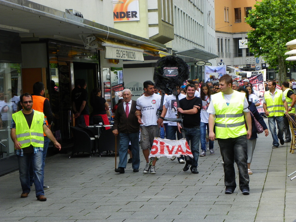 6_6_11 190_jpg-1310854946