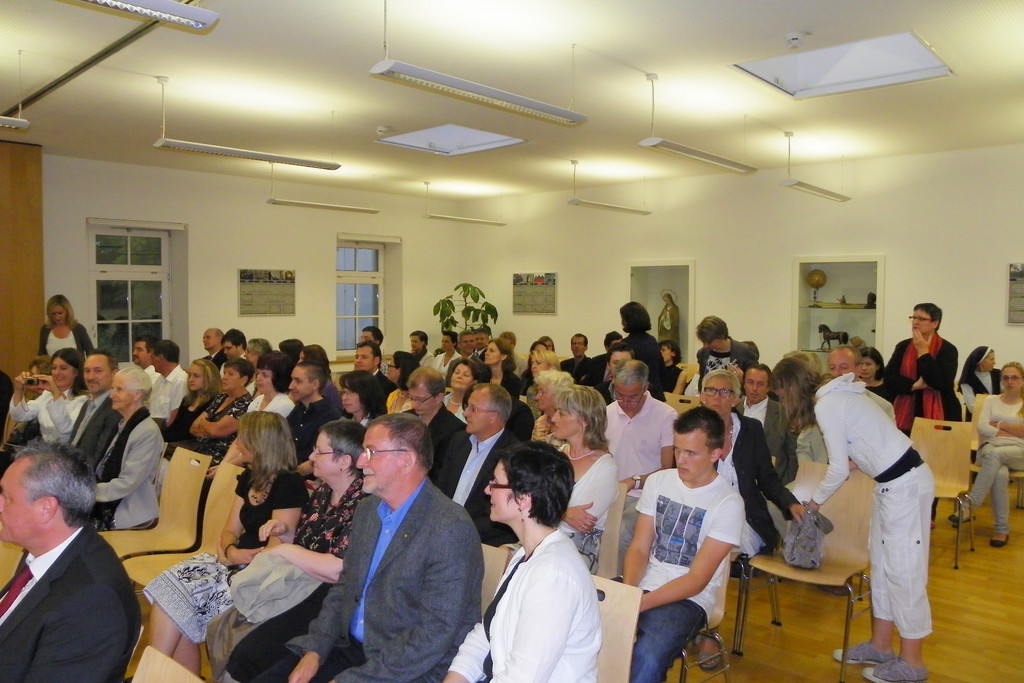 111_5916_JPG-1310940566