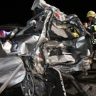 Pkw-Lenker schwer verletzt