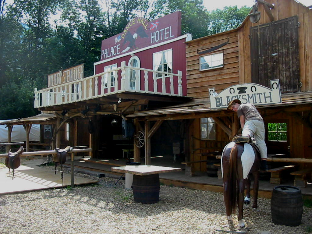 M-P 2_JPG-1310972090