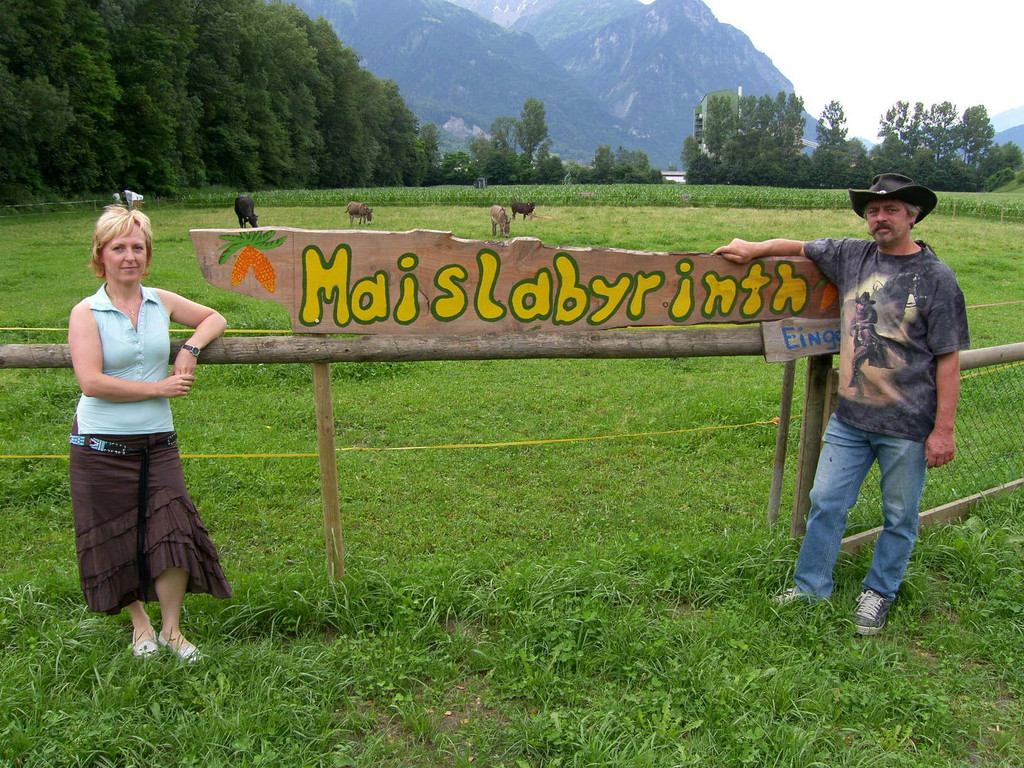 F R 1a_JPG-1310972036