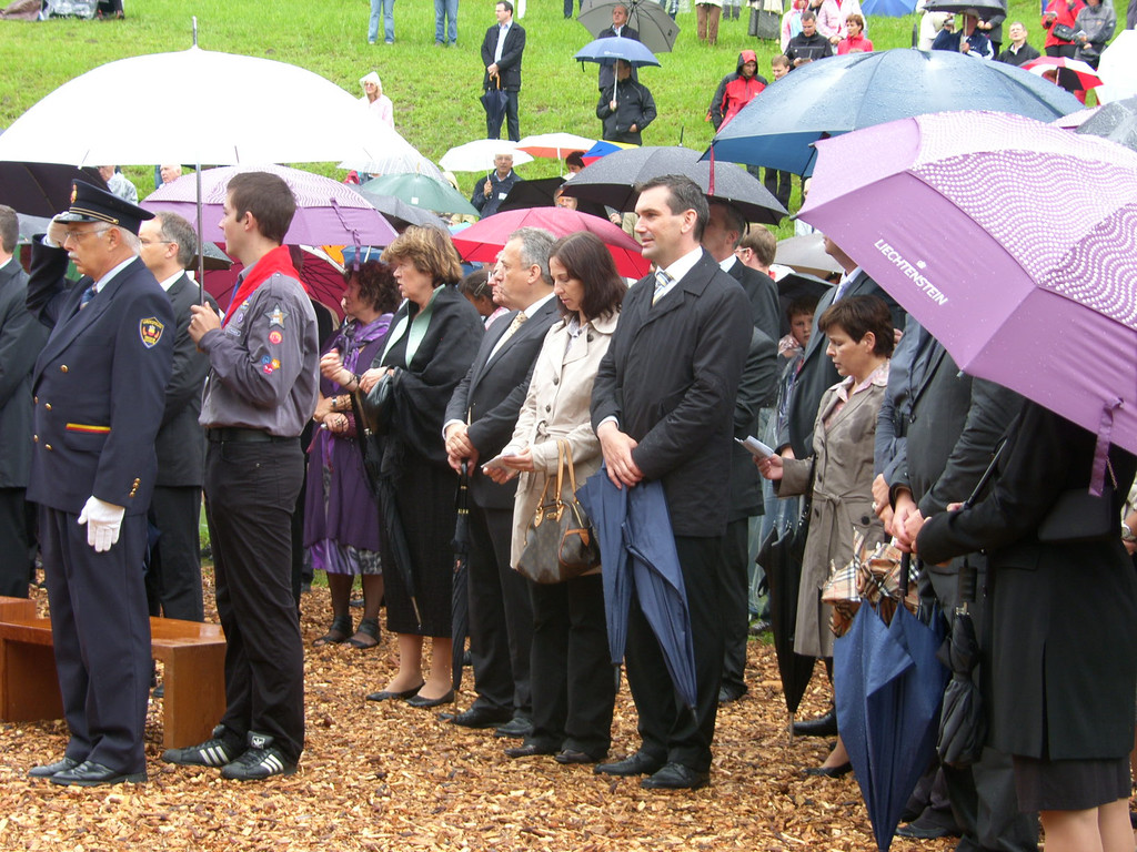 SH102189_JPG-1310973286