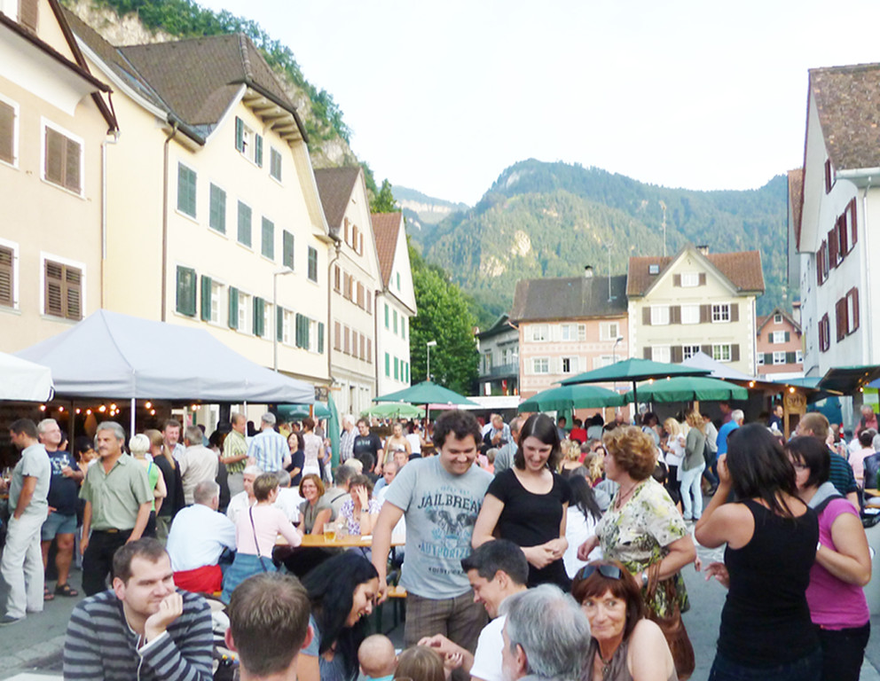 Fest2d_jpg-1310980557