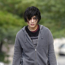 Vanessa Hudgens als Junge am Set von \'Gimme Shelter\'.