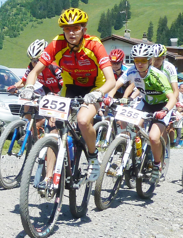 Bike35Girls_jpg-1311008926