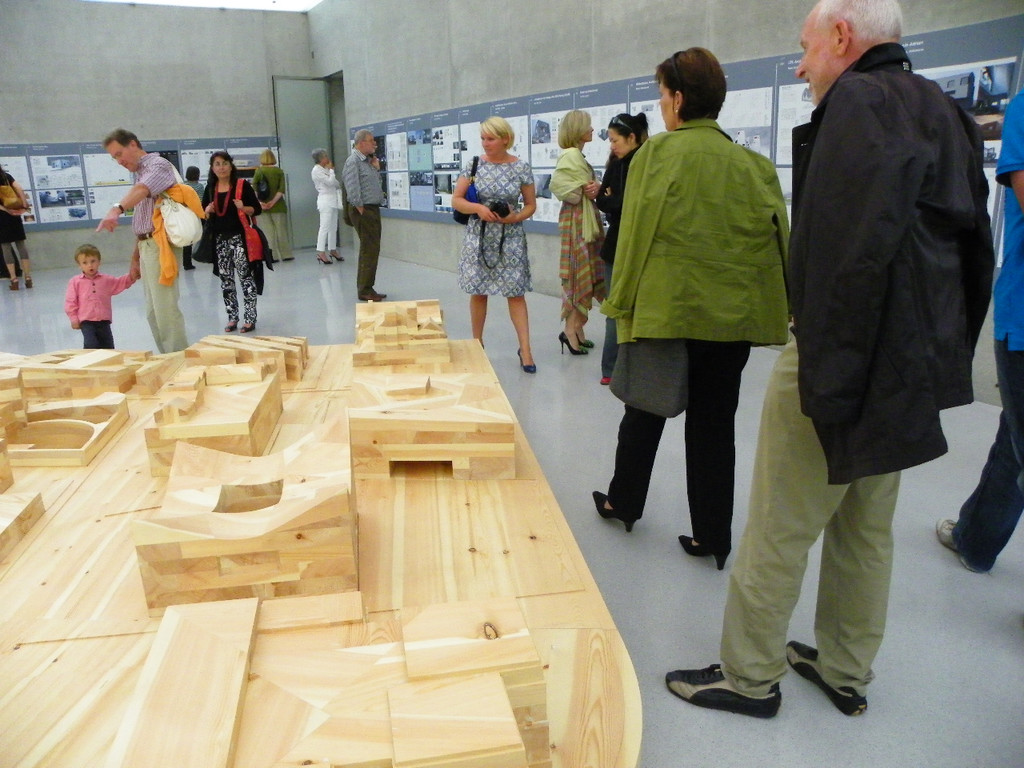 111_9780_JPG-1311064577