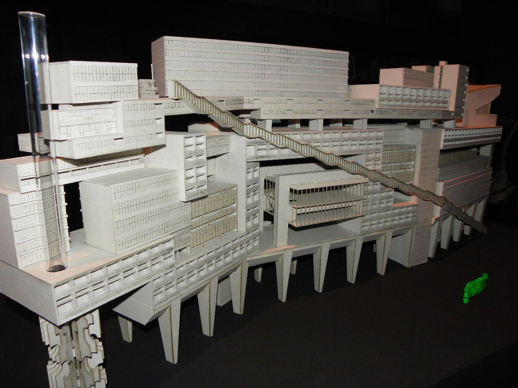 111_9910_JPG-1311064686