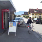 Parkende Autos sorgen für Gefahr