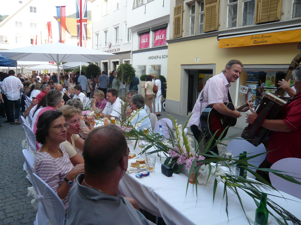 L1050793_jpg-1311072415