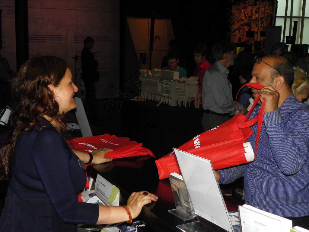 111_9912_JPG-1311095902