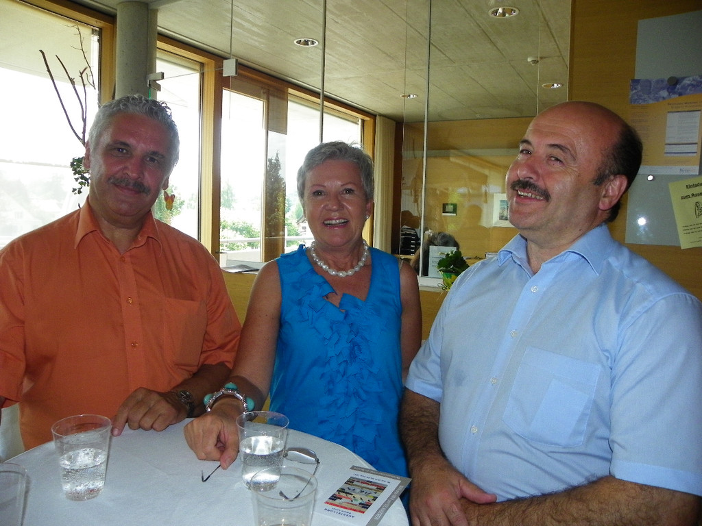 6_6_11 898_jpg-1311111388