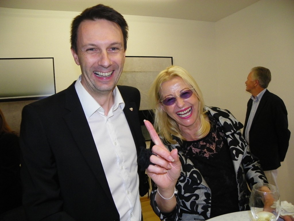 111_9633_JPG-1311113029