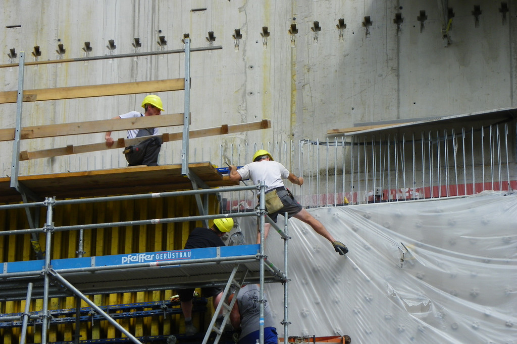 111_6025_JPG-1311168289