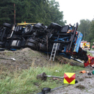 normal_20072011lkwkrachenineinanderff2aktivnews_16.jpg