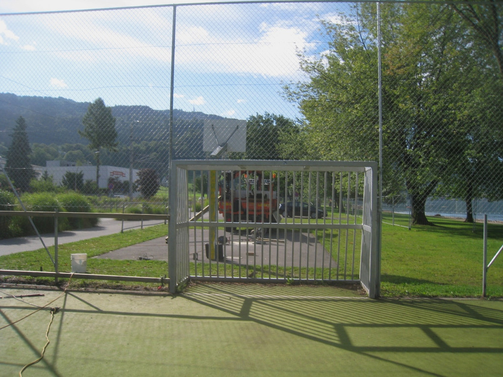 Kunstrasenplatz am See neu _15__jpg-1311253357