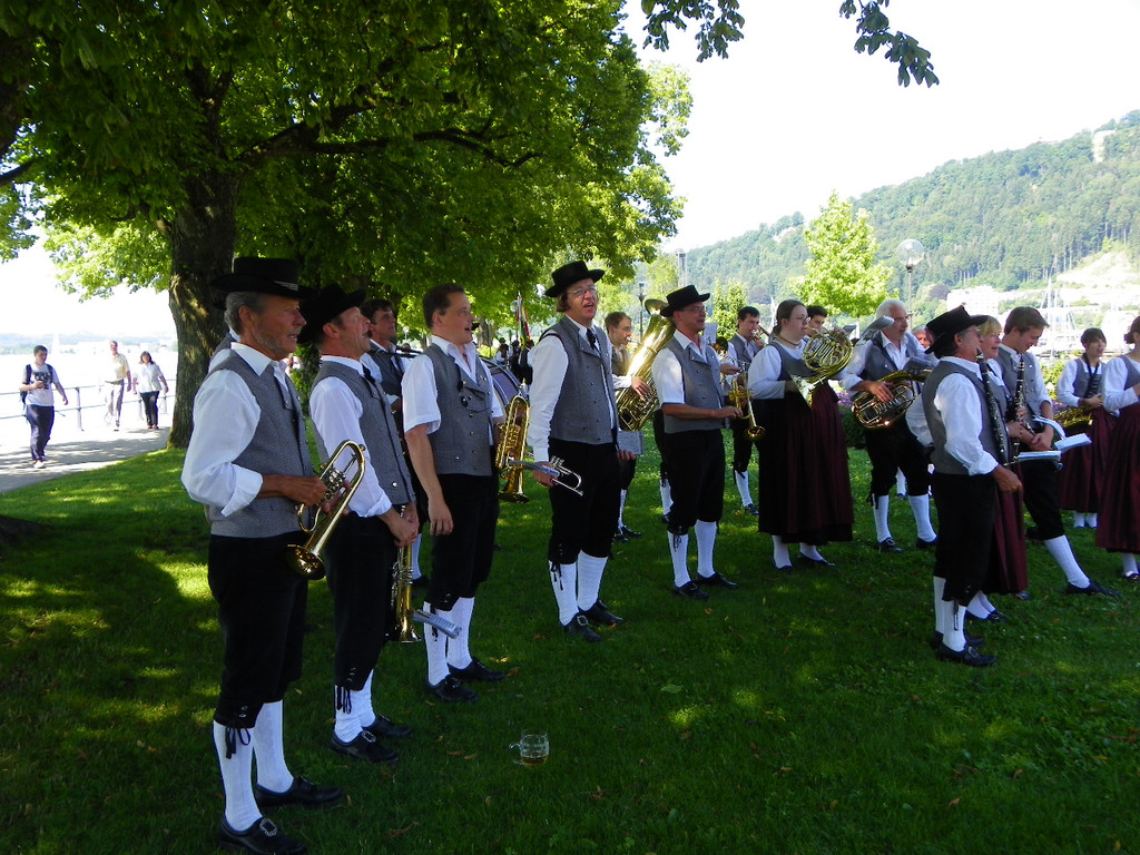 112_0862_JPG-1311278279