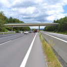 NÖ/ Bez. Neunkirchen: LKW verliert heißen Asphalt auf der S6