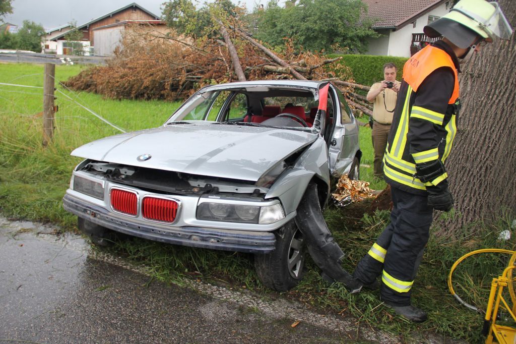 normal_23072011wtsoldatgegenbaumaktivnews18.jpg
