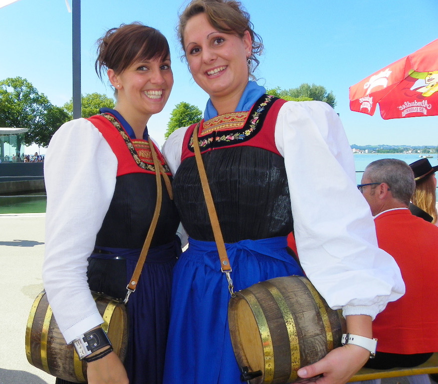 112_0880_JPG-1311434269